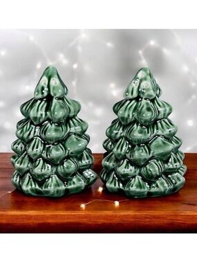 Christmas Tree Hand Painted Salt Pepper Shaker Set Ceramic Functional Art Set